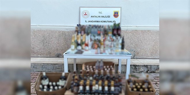 Antalya'da ka�ak alkole ge�it yok: 1150 litre ele ge�irildi - Son Dakika Haber