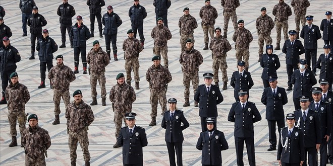 Polislerin mesai sistemi de�i�iyor, bek�ilere g�nd�z mesaisi geliyor