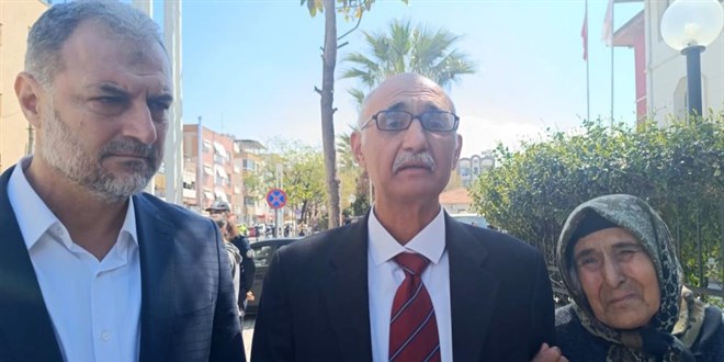 ��retmen Ramazan Avu�mak'a ilk duru�mada beraat karar� - Son Dakika Haber