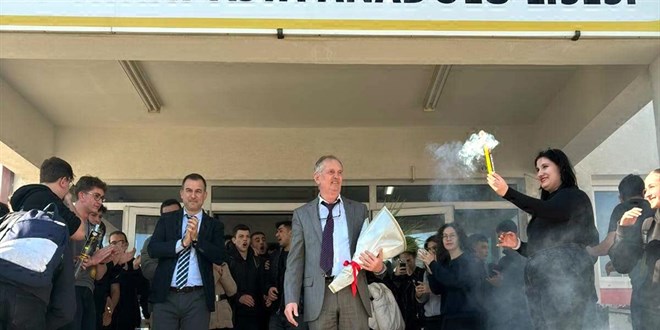 40 y�ll�k fizik ��nar�na alk��larla veda - Son Dakika Haber