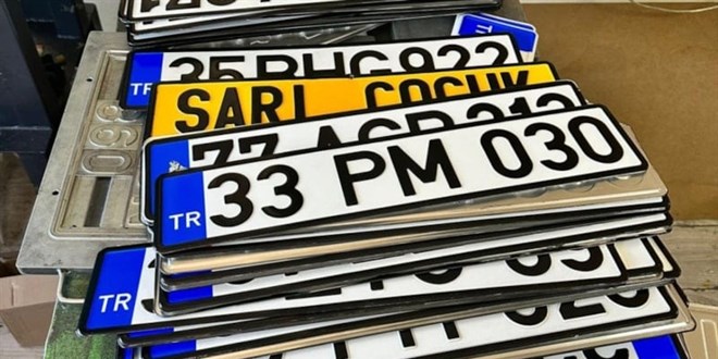Karar Resmi Gazetede... O plakalar �cretsiz yenilenecek - Son Dakika Haber