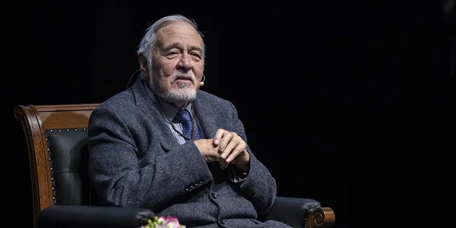 �lber Ortayl�'n�n ad� ba�kentte ya�at�lacak