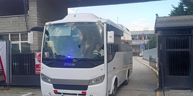 Uyu�turucu soru�turmas�nda g�z alt�na al�nan �nl�ler Adli T�p'ta - Son Dakika Haber