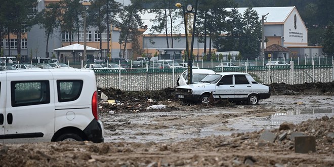 Devletten Osmaniye'deki selzedelere 2 milyon lira destek - Son Dakika Haber