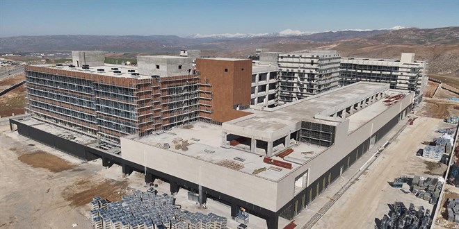 Siirt'te 'ak�ll� hastane' in�aat�nda sona gelindi