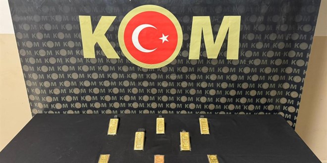 Hatay'da 8 kilogram g�mr�k ka�a�� alt�n ele ge�irildi - Son Dakika Haber