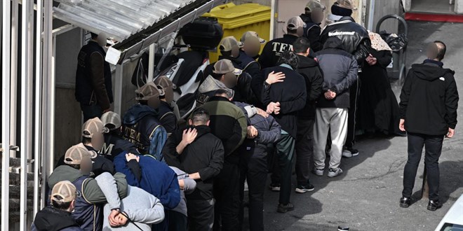 Polis noktas�na ter�r sald�r�s�yla ilgili tutuklu say�s� 13'e y�kseldi - Son Dakika Haber