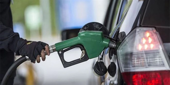 Motorine bug�n zam geldi, Sal� g�n� indirim var