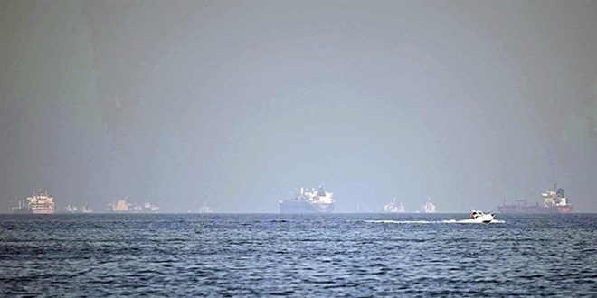 H�rm�z Bo�az�'ndan ABD gemileri ge�ti iddias� - Son Dakika Haber