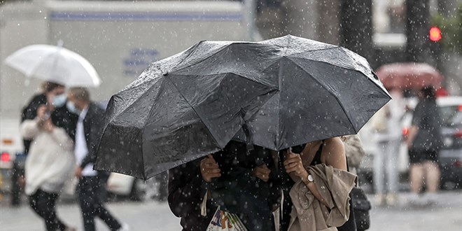 Meteorolojiden bir�ok il i�in sa�anak ve kar ya���� uyar�s�