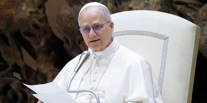 Trump'tan Papa'ya sert mesaj: Zay�f ve korkun� - Son Dakika Haber