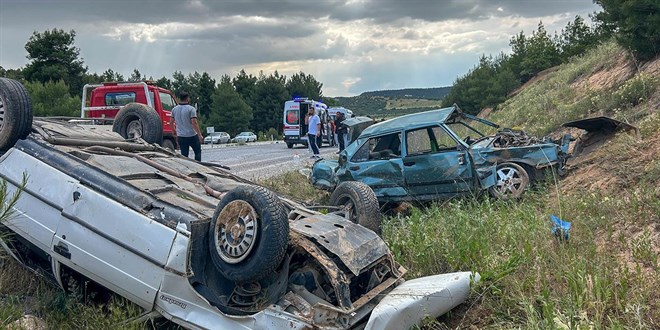 3 ayda 168 bin trafik kazas�, 561 can kayb�