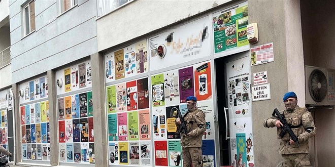 �niversitelilere 'MEB onayl� sertifika' tuza��: 10 ilde 17 g�zalt� - Son Dakika Haber