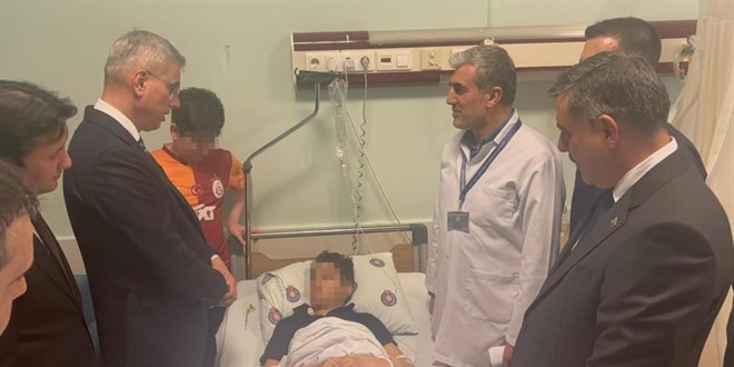 Bakanlar Kahramanmara�'ta yaral� ��rencileri ziyaret etti