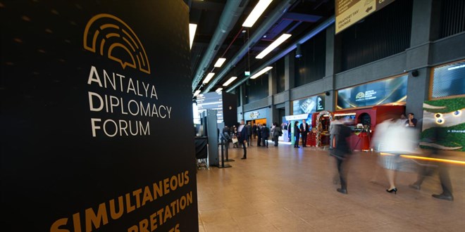 Antalya Diplomasi Forumu ba�lad�