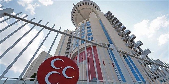 MHP'de feshedilen il te�kilat� say�s� 7 oldu