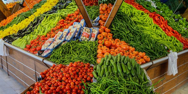 Y�l�n ilk �eyre�inde en fazla ya� meyve sebzeyi Irak'a g�nderildi - Son Dakika Haber