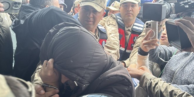 Eski Tunceli Devlet Hastanesi Ba�hekimi adliyeye sevk edildi