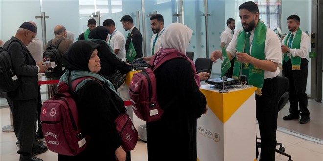 T�rk hac� adaylar� kutsal topraklara gitti - Son Dakika Haber