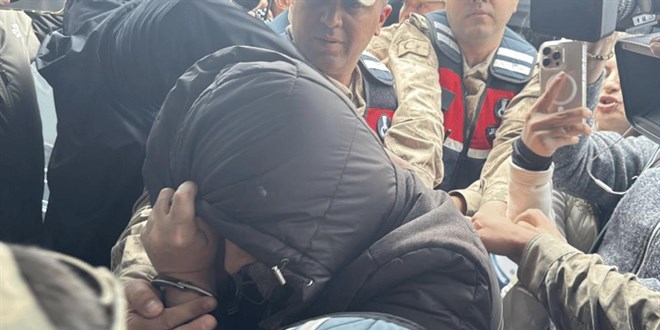 G�listan Doku soru�turmas�nda tutuklanan ba�hekim Elaz�� Cezaevinde