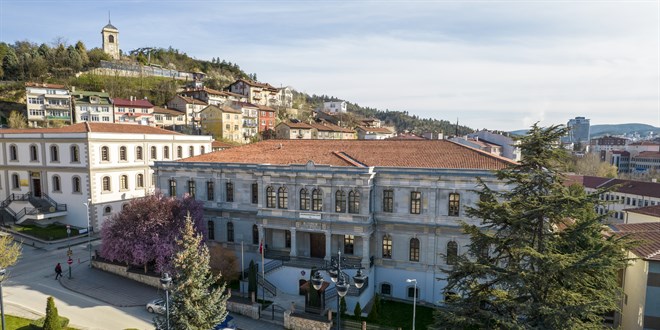 Anadolu'nun ilk devlet lisesi 141 ya��nda - Son Dakika Haber