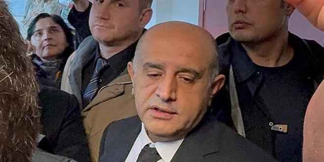 'Aziz �hsan Akta� su� �rg�t�' davas�nda duru�ma yar�na ertelendi