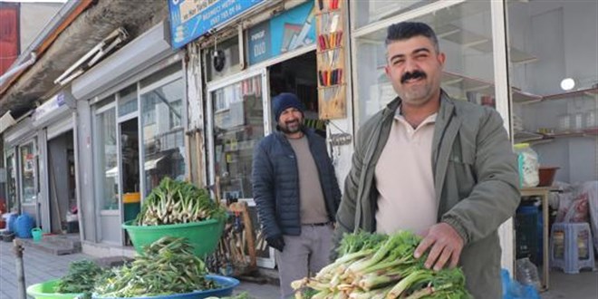 Tezgahlarda yerini ald�, kilosu 500 TL