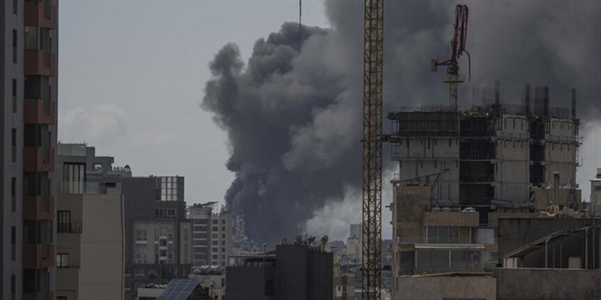 �srail'in L�bnan'da ate�kese ra�men d�zenledi�i sald�r�da 1 ki�i �ld�