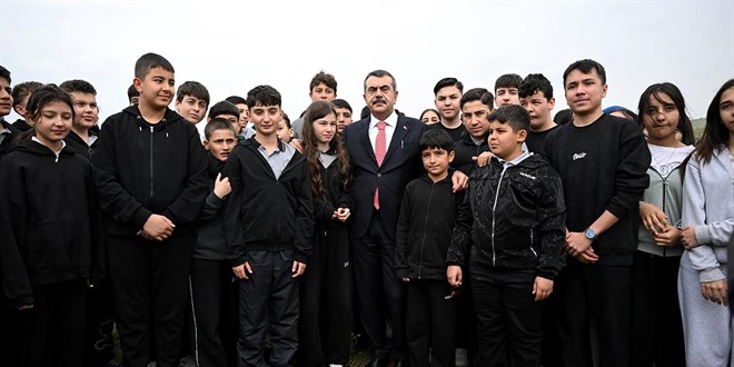 Bakan Tekin: Okullara gelecek yeni g�venlik tedbirleri yak�nda kamuoyuyla payla��lacak - Son Dakika Haber