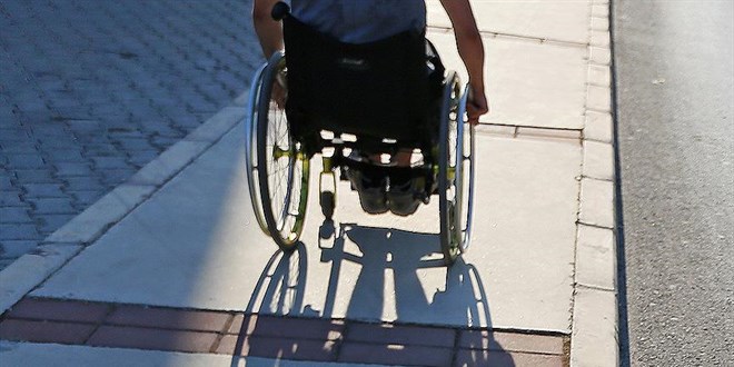 �TV'siz ara� alanlar�n tela�� ba�lad�! Ortopedik engelliye tertibat s�nav�