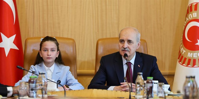 'G��l� T�rkiye'den bahsediyorsak bunun ilk �art�, g��l� �ocukluk nesli yeti�tirmek'