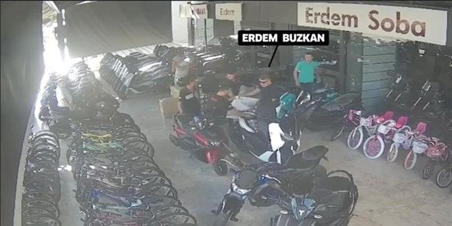 Eski ba�kan S�zen hakk�ndaki soru�turmada para al��veri�i kamerada - Son Dakika Haber