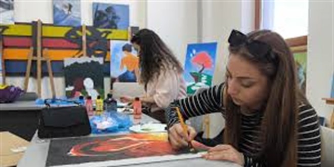 Sanattan spora gen�lerin bulu�ma noktas�: Gen�lik Merkezleri - Son Dakika Haber