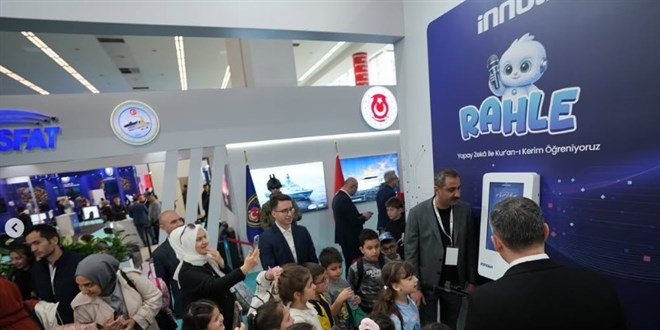 Kur'an-� Kerim ��renmede dijital d�nem: Dijital Rahle tan�t�ld�