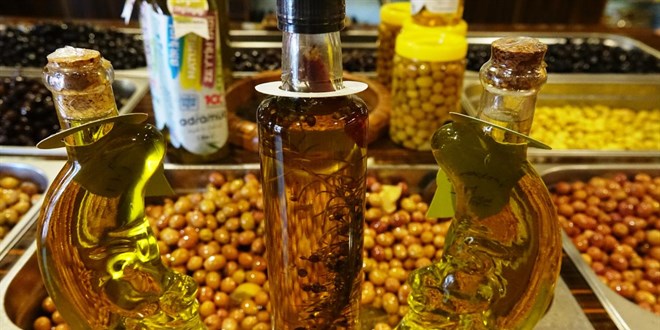 Ayval�k zeytinya��na karekodlu sistem: '�r�n kimli�i' markaya de�er katacak