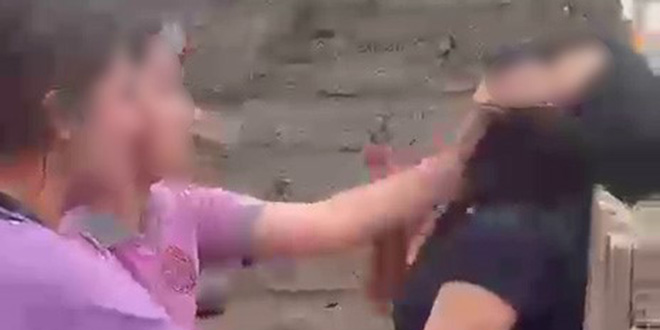 �st s�n�ftaki k�zlardan alt s�n�ftaki k�za akran zorbal��� - Son Dakika Haber