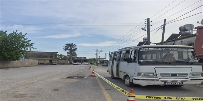 Arac�n� park etmek isterken 2 ya��ndaki o�lunun �l�m�ne neden oldu - Son Dakika Haber