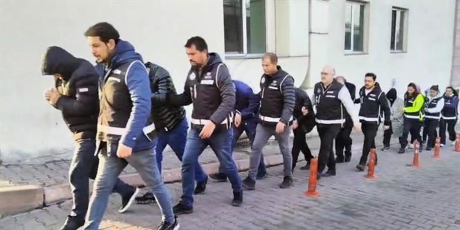 Kayseri'deki 'ila� yolsuzlu�u' davas�nda tutuklu san�k kalmad� - Son Dakika Haber
