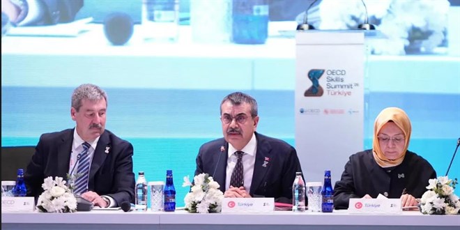 Do�ru y�ndeki nadir �lke: OECD'den T�rkiye'ye e�itim �vg�s�... - Son Dakika Haber