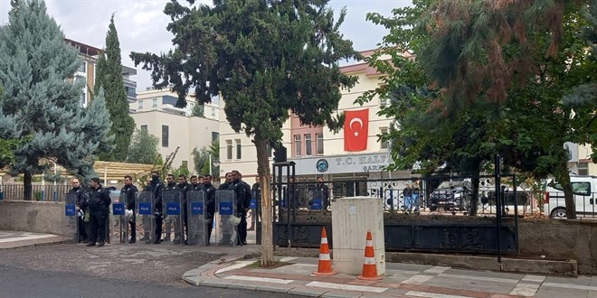 Halfeti Belediyesi'ne operasyon: 29 ��pheli tutukland� - Son Dakika Haber