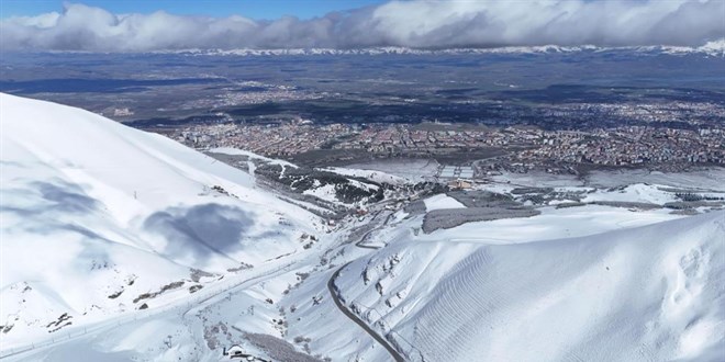 Paland�ken beyaz �rt�s� ile hayran b�rakt� - Son Dakika Haber