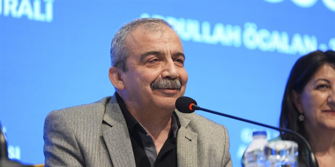 S�rr� S�reyya �nder'in hayat� belgesel oluyor