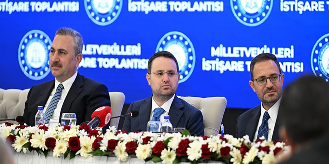 Bakan G�rlek: �nsanlar�n ��z�lmesini bekledi�i dosyalara farkl� bir g�zle bak�yoruz - Son Dakika Haber