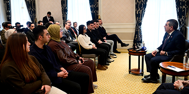 Bakan Tekin: MEB bursuyla yurt d���nda okuyanlar kadro k�s�t� olmadan atanacak