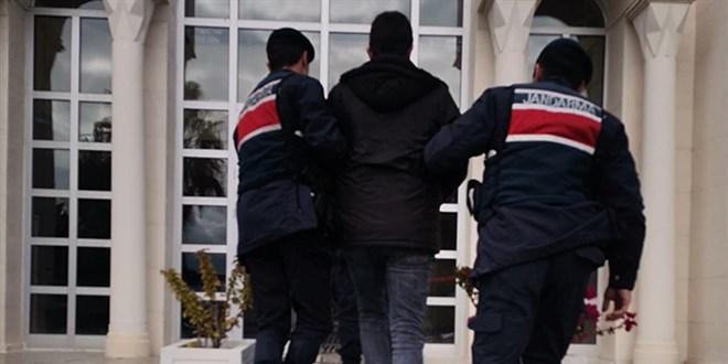 4 ilde silah ka�ak��l��� operasyonunda 16 tutuklama - Son Dakika Haber