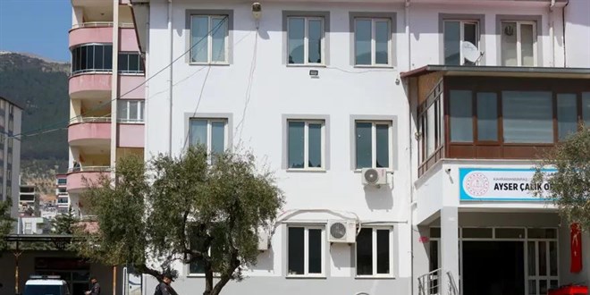 Kahramanmara� sald�r�s�yla ilgili dikkat �eken detay: Silahlar b�yle ta��nm��