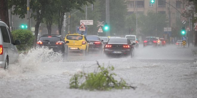 Gaziantep'te 4 il�ede baz� okullarda e�itime 1 g�n ara verildi - Son Dakika Haber