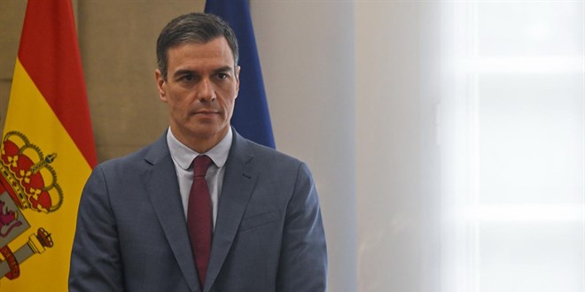 �spanya Ba�bakan� Sanchez'i ta��yan u�ak Ankara'ya acil ini� yapt� - Son Dakika Haber
