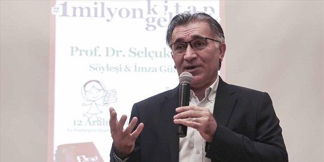Prof. �irin 2030 y�l�ndaki ilk be� mesle�i a��klad�