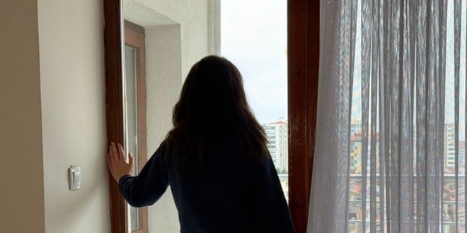 Ankara'da bo�and��� e�i taraf�ndan darbedildi